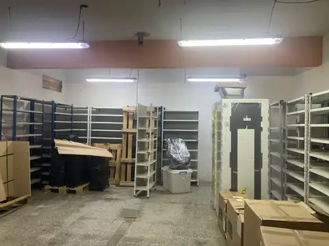 LOCAL EN VENTA EN EL CENTRO DE ESCOBAR.