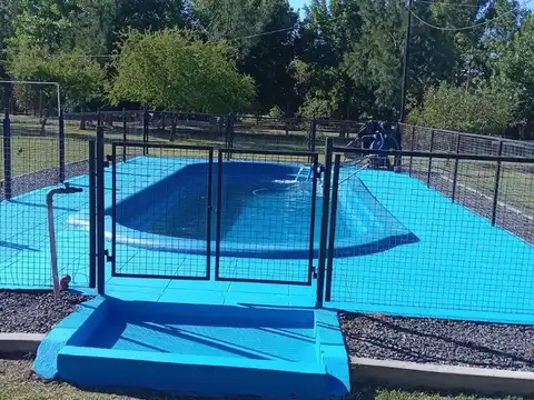 CASA QUINTA 4 AMBIENTES PILETA PARRILA PARQUE