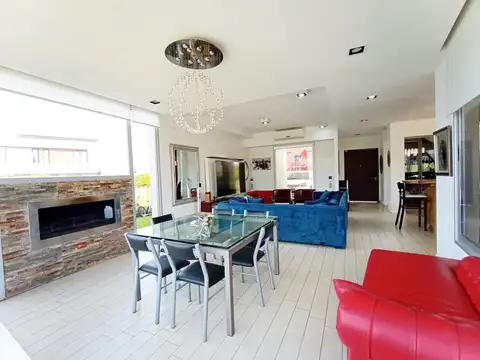 Casa en Venta de 5 dormitorios