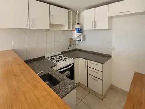 Departamento en Alquiler en Luis Agote, $ 380.000