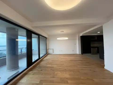 VENTA/PERMUTA - Departamento 2 dormitorios, piso exclusivo. Vista franca al rio. Barrio Martín.