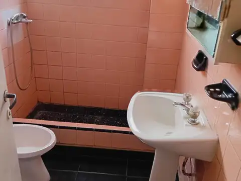 Se alquila departamento de 2 ambientes