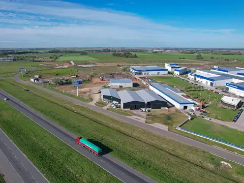 Galpón en Alquiler 1000m2 Sobre Colectora Autopista Rosario Buenos Aires
