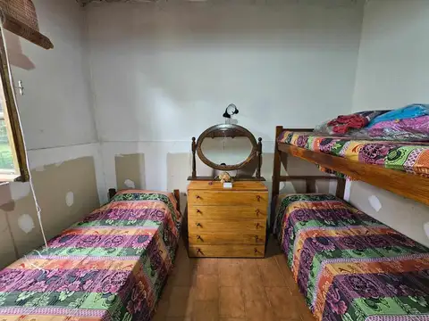 Casa 5 ambientes con 1 baño