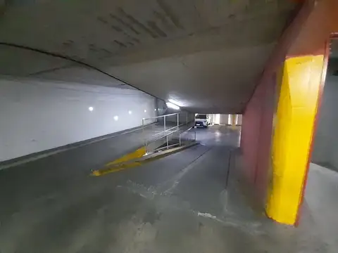 COCHERA FIJA EN ALQUILER - BELGRANO