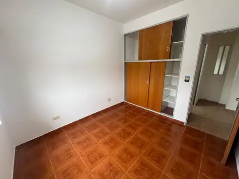 Depto Tipo Casa en Alquiler de 2 dormitorios