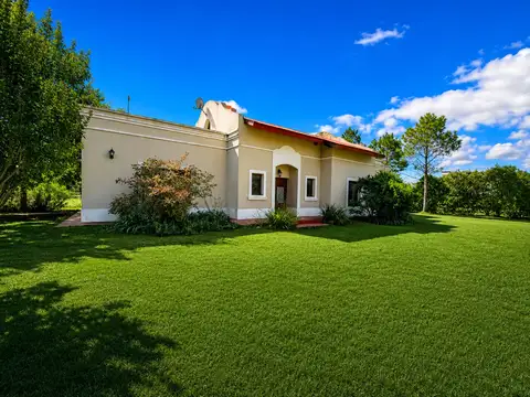 Casa en alquiler anual de 1 hectárea - Haras El Malacate - Exaltacion de la Cruz.