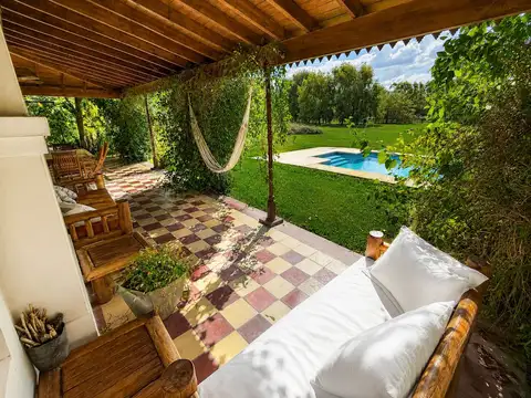Casa en Alquiler de 4 dormitorios