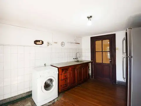 VENTA CASA! TERRAZA Y COCHERA, 4 NIVELES, POCITOS
