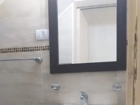 Depto Tipo Casa 2 ambientes con 1 baño