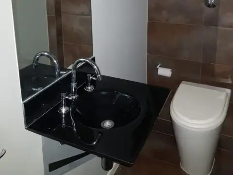 Departamento 4 ambientes con 3 baños
