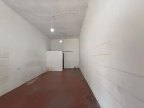 Local en Alquiler en González Catan, $ 680.000