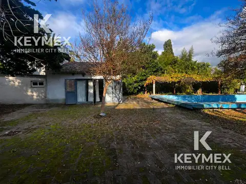 Casa sobre doble lote en Villa del Plata Norte