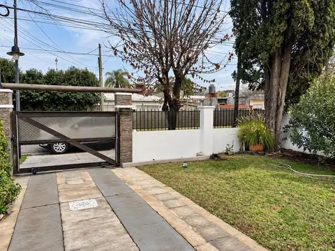 Rivadavia al 2400