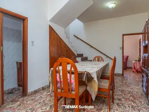 Casa 3 ambientes con 2 baños