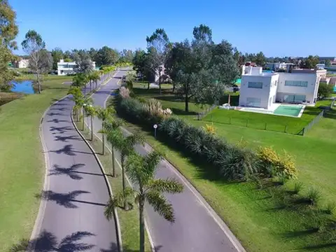 Terreno en Venta de 930,0 m2