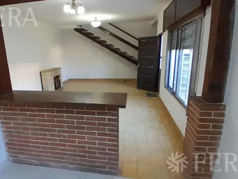 Depto Tipo Casa en Alquiler de 3 dormitorios