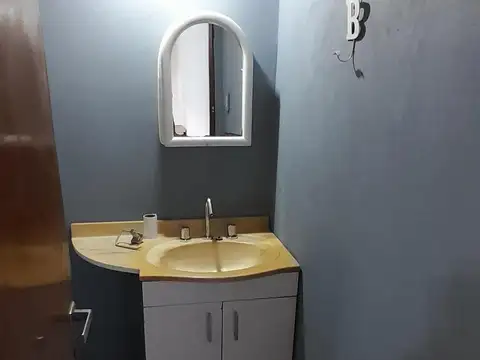 Depto Tipo Casa 4 ambientes con 2 baños