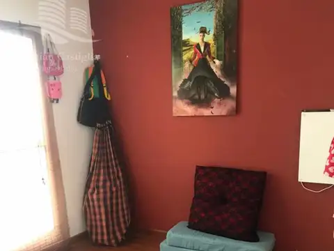 Depto Tipo Casa en Venta 40 años
