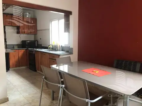 Depto Tipo Casa en Venta en Carapachay, USD 128.000