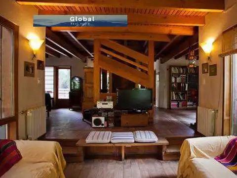 Casa 6 ambientes con 3 baños