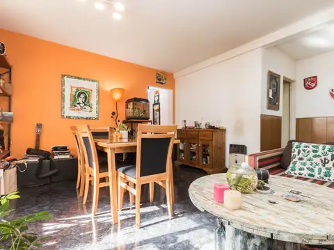 Depto Tipo Casa en Venta de 2 ambientes