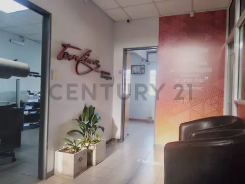 Av7 entre 521 y 522 n 1033 - Oficina en venta- Tolosa La Pla