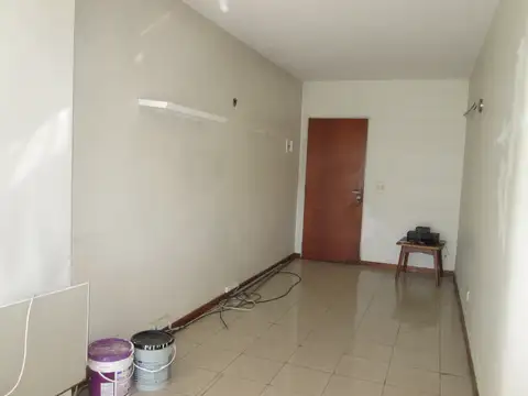 3 AMB. CFTE. 3ero. POR ESCAL. MUY LUMINOSO