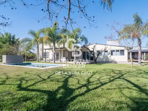Casa en Venta en San José del Rincón, USD 150.000