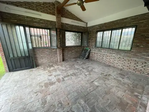 Casa en Venta con 1 cochera