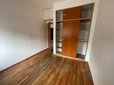 Depto Tipo Casa 3 ambientes con 2 baños