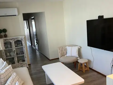 Departamento 6 ambientes con 3 baños