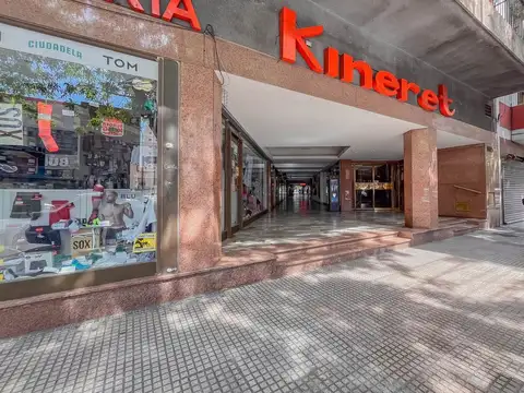 Avenida Rivadavia 4300