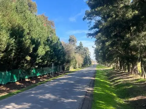 LOTE EN VENTA, BARRIO ABIERTO