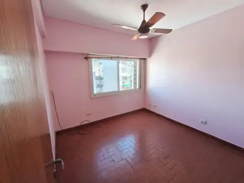 Departamento en Venta en Villa del Parque, USD 95.000