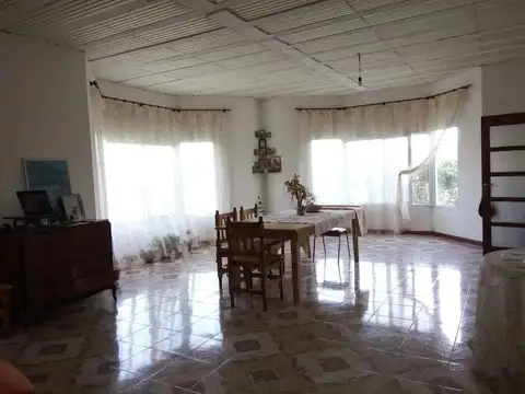 Avenida 10