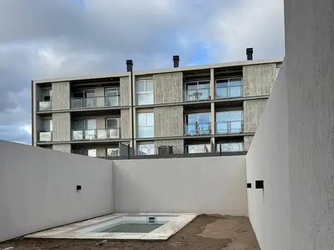 Depto Tipo Casa en Venta de 2 dormitorios