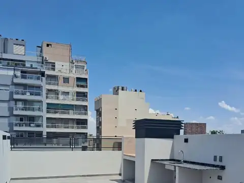 Departamento 3 ambientes con terraza propia