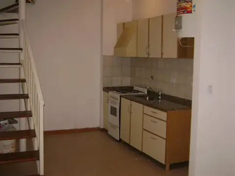 Depto Tipo Casa en Venta de Monoambiente