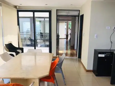 Venta Casa 4 Dormitorios - Echesortu