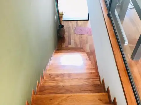 Casa 5 ambientes con 4 baños