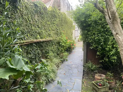 Depto Tipo Casa en Venta de 4 dormitorios