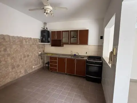 Depto Tipo Casa 2 ambientes con 1 baño