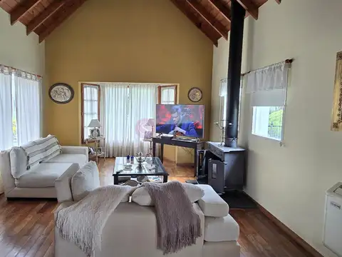 Casa en Venta en La Caballeriza, USD 320.000