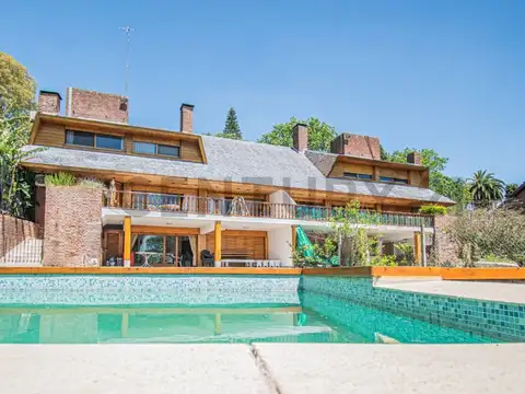 VENTA - CHALET - BARRANCA EN PUNTA CHICA- DE VICTORIA - SAN FERNANDO