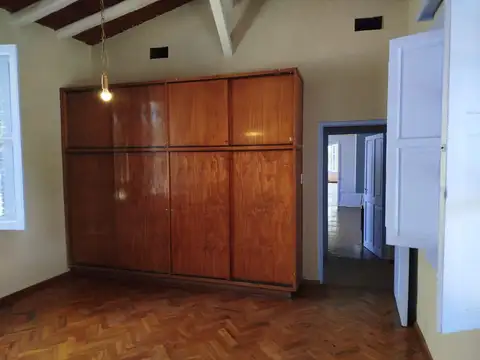 MAGNIFICA PROPIEDAD EN ALQUILER PARA COMERCIO O VIVIENDA CHACRAS DE CORIA