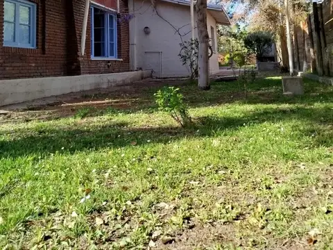 Casa en Alquiler en Chacras De Coria, USD 2.500