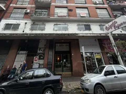 Monseñor Piaggio 100, Piso 3