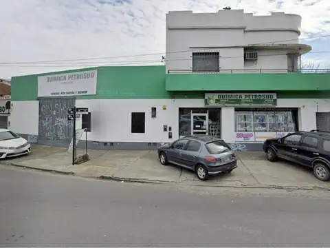 Deposito con salida a los calles - 1034 m2