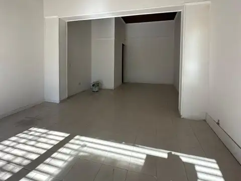 Local en Alquiler en Roldan, $ 470.000